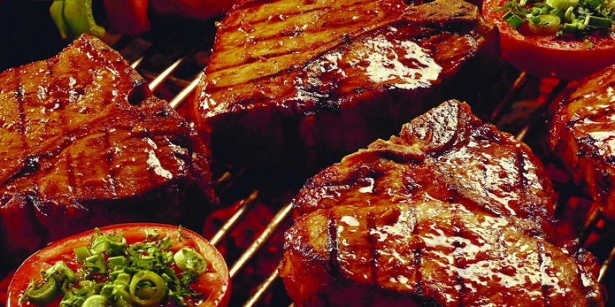 Republic-Day-weekend-Offers-Poolside-Barbeque-Ramada-Neemrana