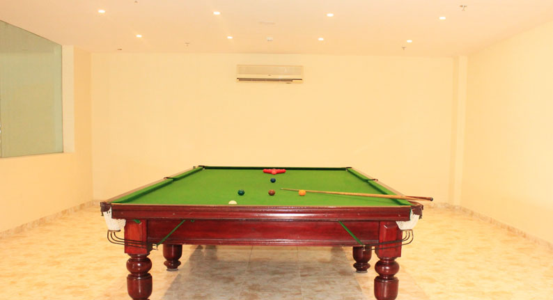 Pool-table-Ramada-NEemrana