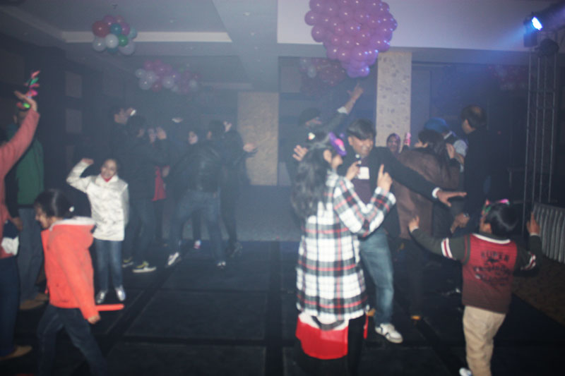 New-Year-Eve-Celebrations-2015-at-Ramada-Neemrana-18