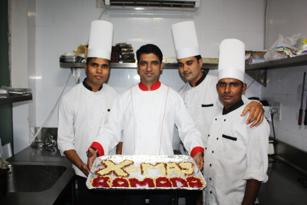 annual-cake-mixing-ceremony-at-Ramada-Neemrana-1