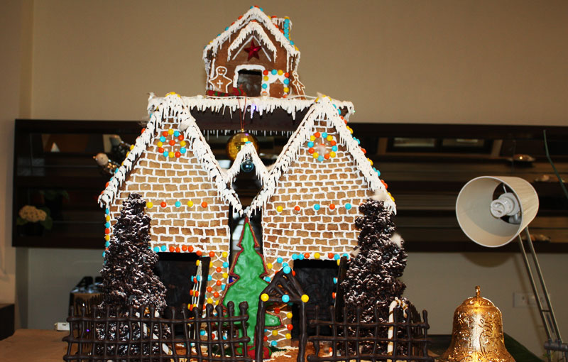Gingerbread-House-for-Xmas-2015-Ramada-Neemrana-1