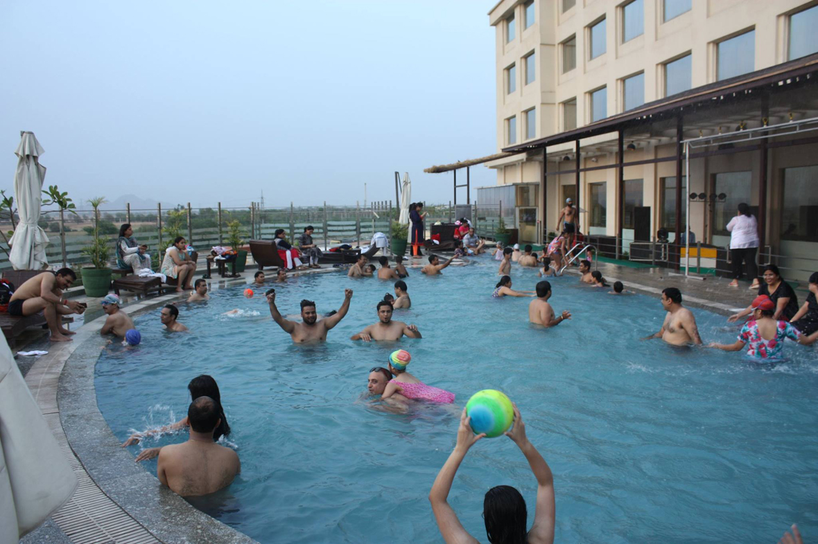 Pool-party-Neemrana-3